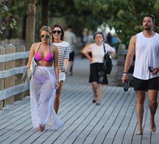 Danielle Armstrong feet photo 11