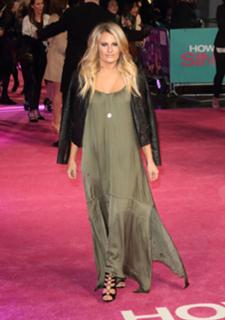 Danielle Armstrong feet photo 5