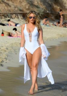 Danielle Armstrong feet photo 20