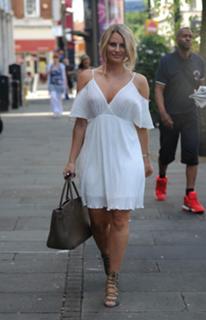 Danielle Armstrong feet photo 16