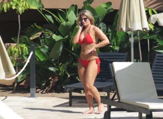 Danielle Armstrong feet photo 6