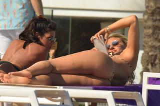 Danielle Armstrong feet photo 2