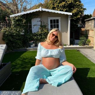Danielle Armstrong feet photo 13