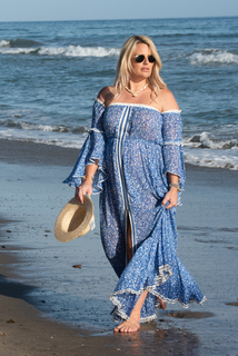 Danielle Armstrong feet photo 2