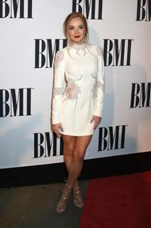 Danielle Bradbery feet photo 12