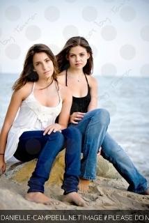 Danielle Campbell feet photo thumbnail