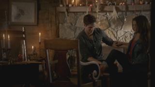 Danielle Campbell feet photo thumbnail