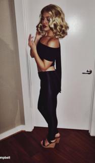 Danielle Campbell feet photo thumbnail