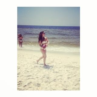 Danielle Campbell feet photo thumbnail