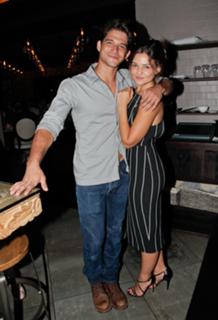 Danielle Campbell feet photo thumbnail