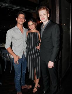 Danielle Campbell feet photo thumbnail