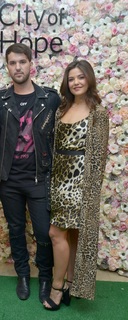 Danielle Campbell feet photo thumbnail