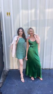 Danielle Campbell feet photo thumbnail