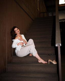 Danielle Campbell feet photo thumbnail