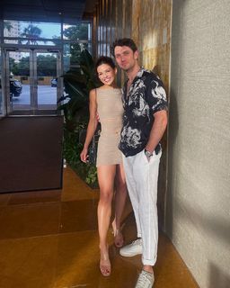 Danielle Campbell feet photo thumbnail