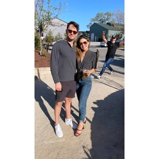 Danielle Campbell feet photo thumbnail