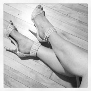 Danielle Colby feet photo thumbnail
