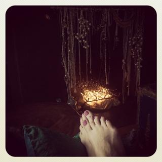 Danielle Colby feet photo thumbnail
