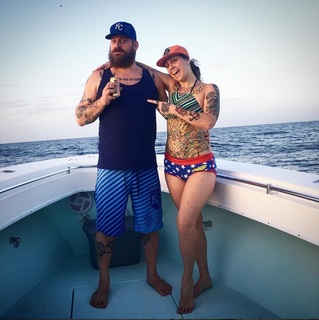 Danielle Colby feet photo thumbnail