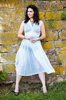 Danielle Colby feet photo thumbnail