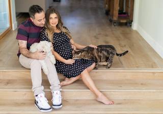 Danielle Fishel feet photo thumbnail