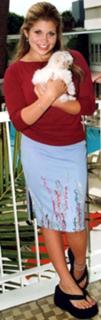 Danielle Fishel feet photo thumbnail