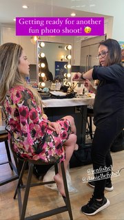 Danielle Fishel feet photo thumbnail