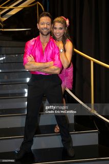 Danielle Fishel feet photo thumbnail