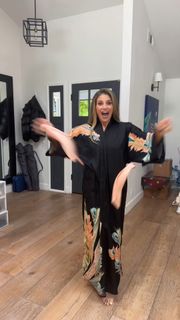 Danielle Fishel feet photo 9