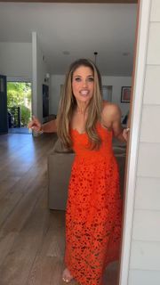 Danielle Fishel feet photo 8