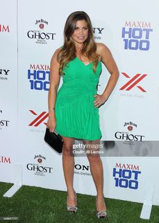 Danielle Fishel feet photo 7