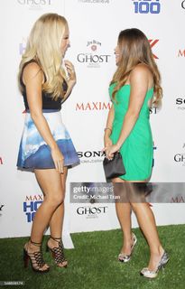 Danielle Fishel feet photo 2