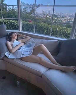 Danielle Haim feet photo 15