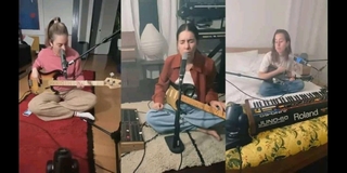 Danielle Haim feet photo 14