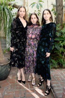 Danielle Haim feet photo 2