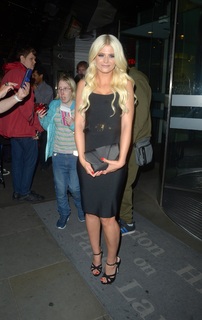 Danielle Harold feet photo thumbnail