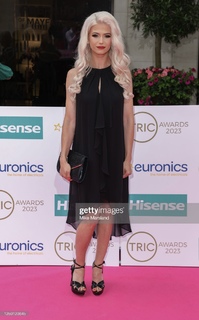 Danielle Harold feet photo thumbnail