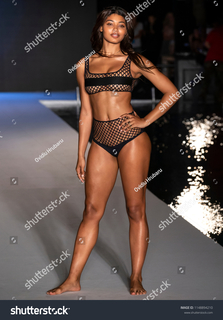 Danielle Herrington feet photo 19