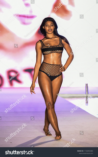 Danielle Herrington feet photo 17