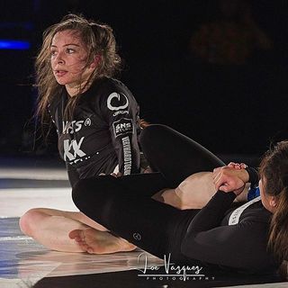 Danielle Kelly feet photo 11