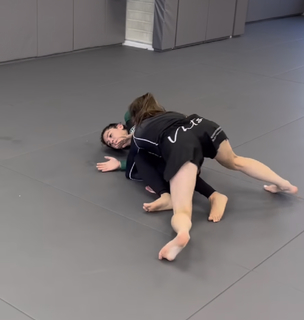 Danielle Kelly feet photo 4