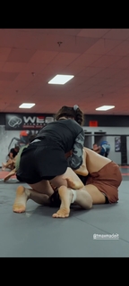 Danielle Kelly feet photo 8