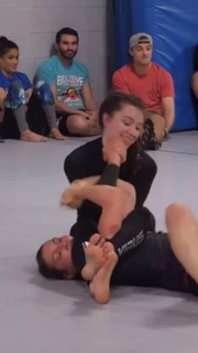 Danielle Kelly feet photo 3