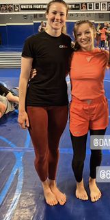 Danielle Kelly feet photo 9