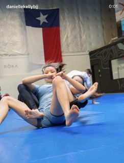 Danielle Kelly feet photo 3