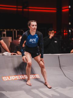 Danielle Kelly feet photo 14