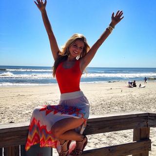 Danielle Knudson feet photo 3