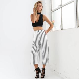 Danielle Knudson feet photo 5