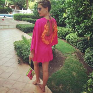 Danielle Lloyd feet photo thumbnail