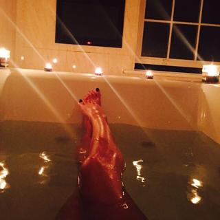 Danielle Lloyd feet photo thumbnail